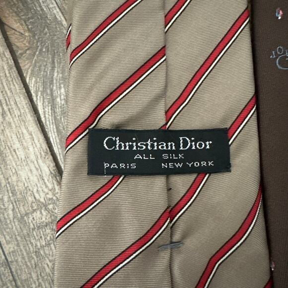 Designer Tie Lot of 4 Givenchy, Christian Dior, Yves Saint Laurent & More - Picture 10 of 10